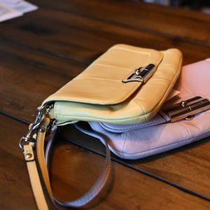 Vintage coach leather wristlet bag